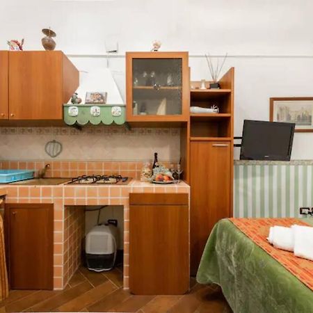 Apt 0 In The Historic Center Бари Экстерьер фото