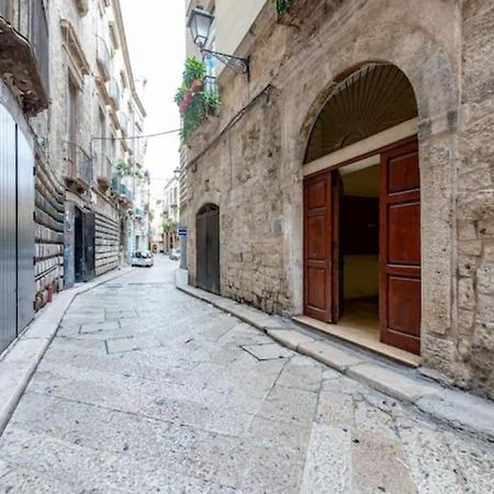 Apt 0 In The Historic Center Бари Экстерьер фото