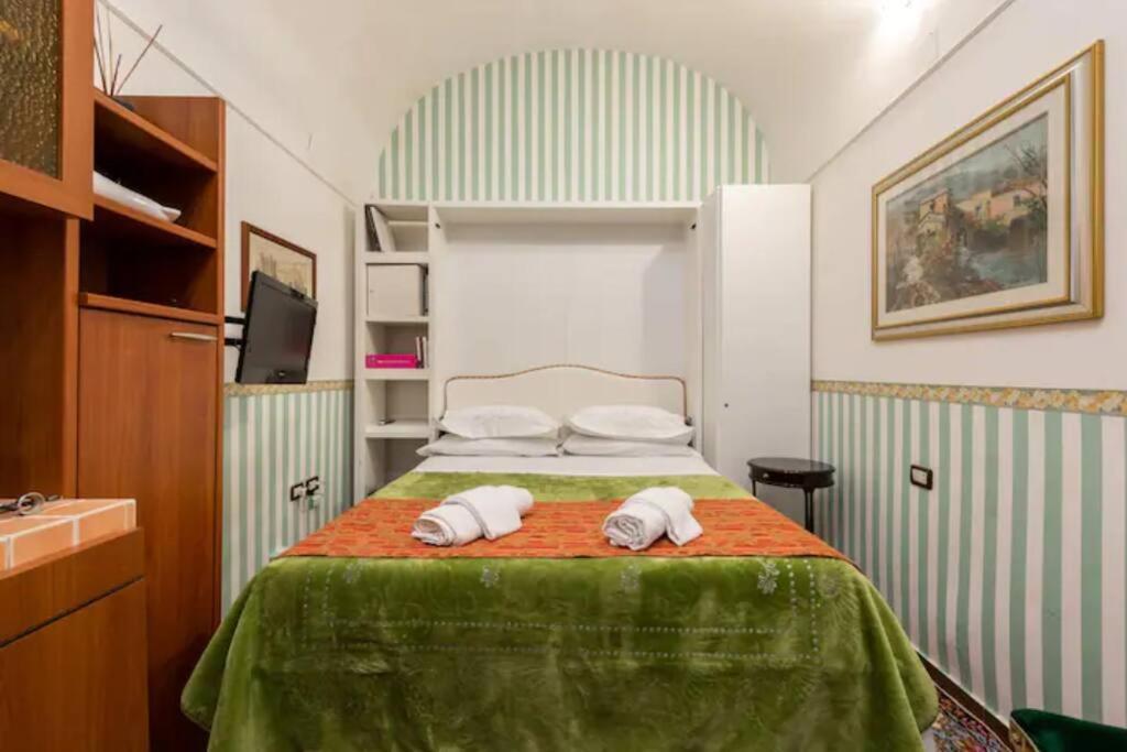 Apt 0 In The Historic Center Бари Экстерьер фото