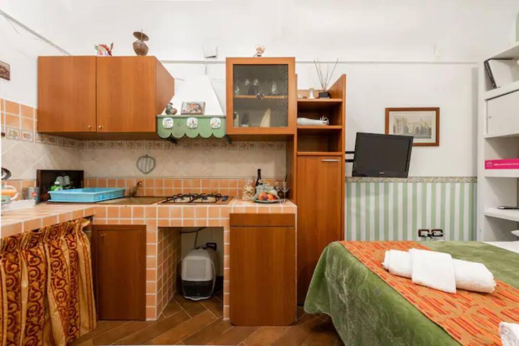 Apt 0 In The Historic Center Бари Экстерьер фото
