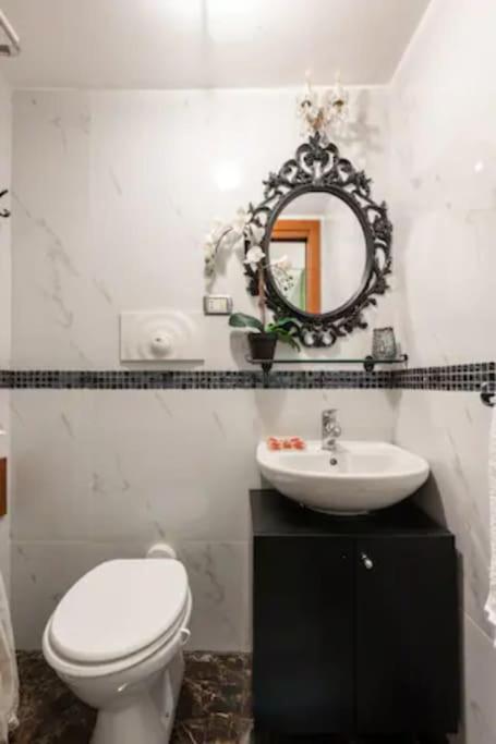 Apt 0 In The Historic Center Бари Экстерьер фото