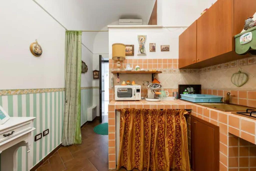 Apt 0 In The Historic Center Бари Экстерьер фото